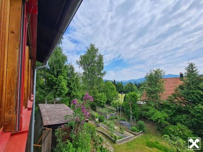 Einfamilienhaus mit Sicht auf den Vorder- und Mittelbregenzerwald