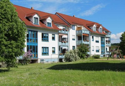 Schick sanierte 2-Zimmer-Wohnung in grüner, ruhiger Lage