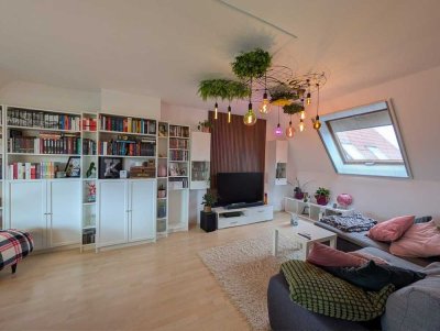 Zentral gelegene 2,5-Zimmer-Wohnung mit Balkon in Ditzingen