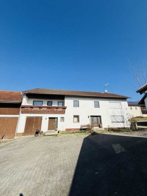 KHALIL WAKED IMMOBILIEN! Vierseithof mit viel Grund sucht neue Eigentümer!