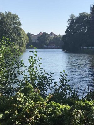 Renovierte Altbauwohnung am Lietzensee in Berlin Charlottenburg