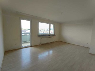 Schöne 3-Zimmer-Wohnung mit Balkon und Garage