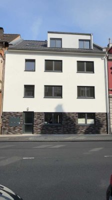 Unter den Ulmen 60, 47137 Duisburg