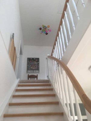 Helle 3,5-Zimmer Wohnung mit Terrasse und Carport in Münster-Sarmsheim