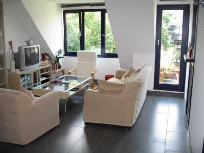Hardtstraße, Kastanienallee - Sehr schöne 2,5-Zimmer Maisonette Wohnung in Düsseldorf-Grafenberg