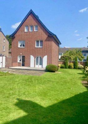 Von Privat: Charmantes Einfamilienhaus mit Charakter in Viersen-Beberich