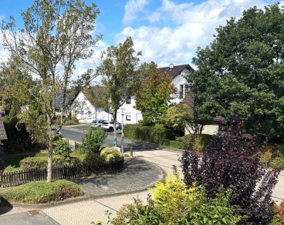 Doppelhaushälfte mit Garage in Rheinbach-Wormersdorf, Grundstück 221m²,4 ZKDB, 105 m²