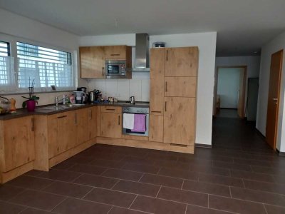 Neuwertige 3-Raum-Wohnung mit Balkon und Einbauküche in Künzelsau