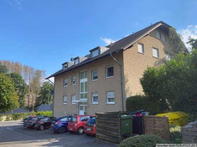 3 Zimmerwohnung mit zwei Balkonen Nahe des Ortskerns