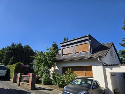Aufwendig saniert! Traumhafte Maisonettewohnung in ruhiger Höhenwohnlage von W-Vohwinkel