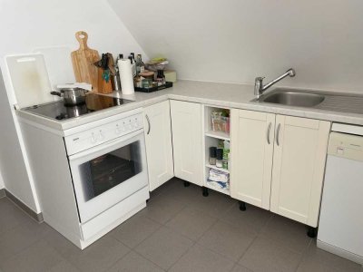 Schöne 2-Raum-DG-Wohnung mit Loggia in Darmstadt Steinbergviertel