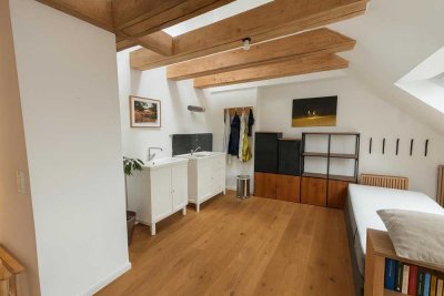 Schöne Maisonette Wohnung in ruhiger Lage mit 2 Bädern