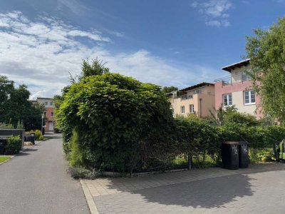 Ruhige Lage - Heitere, moderne Doppelhaushälfte - opti