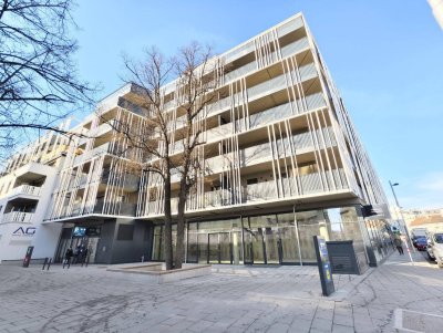 Pauschalmiete inklusive Warmwasser, Heizung &amp; Kühlung - Moderne 2-Zimmer-Wohnung mit großzügigem Balkon und stilvoller Ausstattung