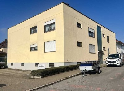 Charmante 3 Zimmerwohnung mit Stellplatz und Balkon