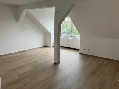 Sanierte 3-Raum Dachgeschosswohnung