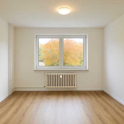 Frisch-sanierte 76m2 4-Zimmer Maisonette-Wohnung mit neuem Bad und EBK inkl. Balkon und Garten