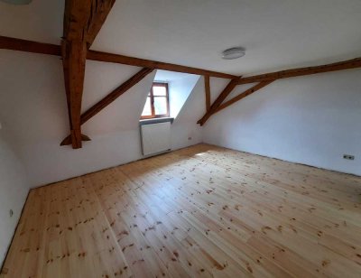 Hübsche Single DG-Wohnung in Diedorf