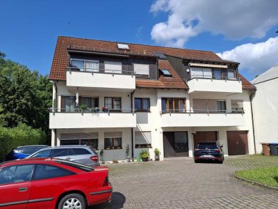 ~ MIT 30- 40 m² WOHN- und ESSBEREICH UND BALKON~