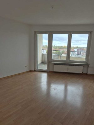 1-Zi.-Wohnung mit Balkon im Herzen Laatzens!