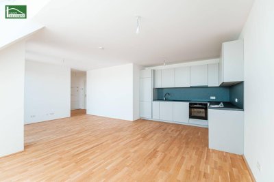 MODERNER ERSTBEZUG - 3 Zimmer - BALKON - Eigengrund