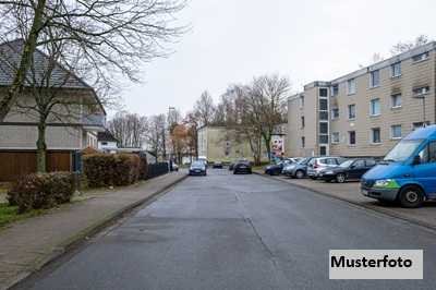 Mehrfamilienhaus (Villa) mit Loggien