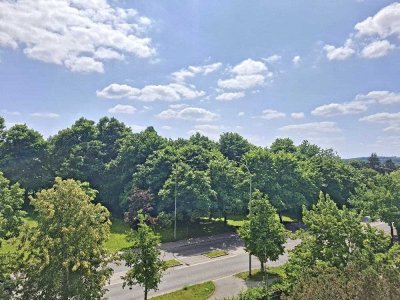 Wohnen auf drei Etagen - Stilvolle 4-ZKB Maisonette-Wohnung in Toplage!