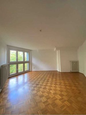 Barrierefreie 3- Zimmer Wohnung in Essen zu vermieten.