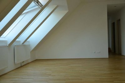 gemütliche 3-Zimmer Wohnung mit Dachterrasse inkl. HEIZKOSTEN T13_1230_Heudörfelgasse 63_