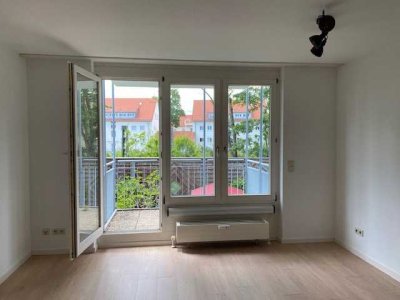Gepflegte 1-Zimmer-Wohnung mit Balkon und Einbauküche in Kornwestheim