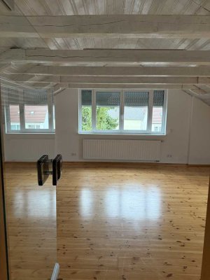 Geschmackvolle 3-Zimmer-Dachgeschosswohnung in Ingolstadt