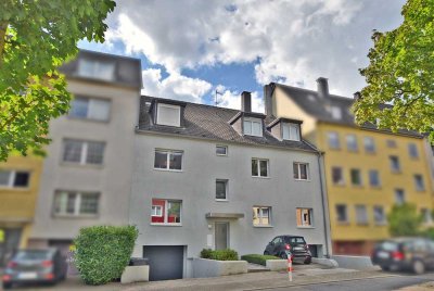 Altbaucharme: EG-Wohnung mit Loggia - gefragte Lage Nähe Uni-Klinikum
