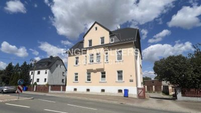 Investieren mit Substanz: Sanierte Einheiten, neue Fassade und Dach in Glauchau