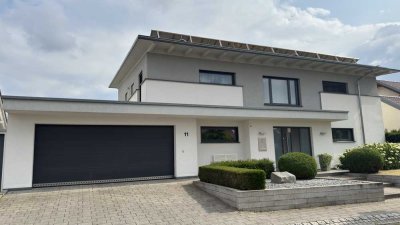 Luxuriöses Einfamilienhaus mit Panoramablick