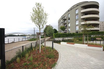 Einzigartige 2-Zimmer-Penthouse-Wohnung mit großer Dachterrasse und sensationellem 180°-Havelblick!
