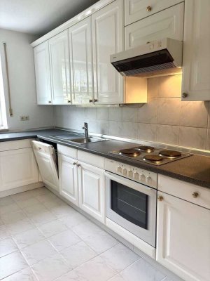 3-Zimmer-Wohnung mit Balkon und Einbauküche