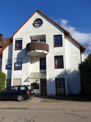 Schöne, modernisierte Erdgeschosswohnung von Privat zu erwerben...