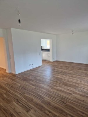 Stilvolle 2-Raum-Souterrain-Wohnung mit gehobener Innenausstattung mit Einbauküche in Laudenbach.