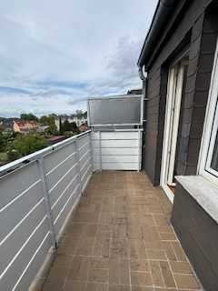 ***Hi-Innenstadtrandlage, großzügige 2-Zi.-WE + Wohnküche + Balkon + Aufzug + 2 Ebenen!***