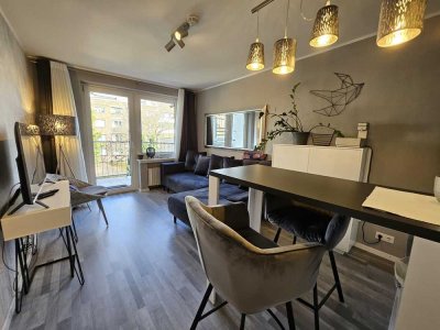 Renoviertes zentrales 1-Zi-Apartment, modern möbliert, Balkon