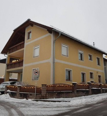 Ihr Eigenheim im Zentrum von Pregarten mit Garten und Pool - Einziehen und Wohlfühlen!