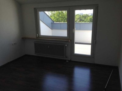 Helle 3-Zimmer Dachgeschosswohnung mit Balkon in Tübingen
