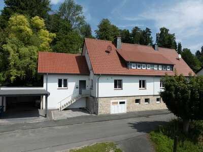 offene Besichtigung: 09.11.2025, 13:00 - 14:00 Uhr / DHH mit 1.850 m² Hang-Grundstück in Etteln!