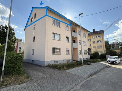 Charmante 2-Zimmer-Dachgeschosswohnung mit Garage in Karlsruhe-Durlach