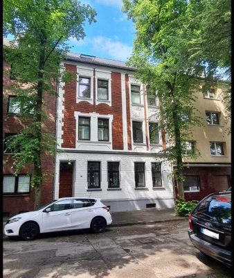 Frisch renoviert: 3,5-Zimmer Wohnung im 2. OG in Duisburg-Meiderich