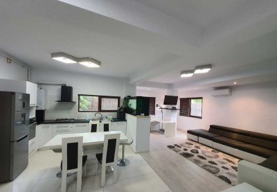 Geräumige 1,5-Zimmer-Wohnung mit und Blick zum Innenhof Einbauküche