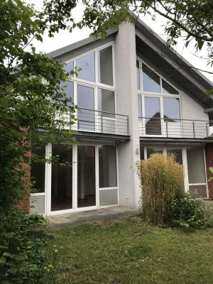 Attraktives Architektenhaus am östlichen Stadtrand Hannovers