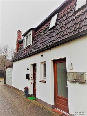 Varel, Steinbrückenweg 2,5 ZKB mit Garten