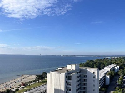 Meerblick pur – 11. Etage, Top-Lage direkt am Strand