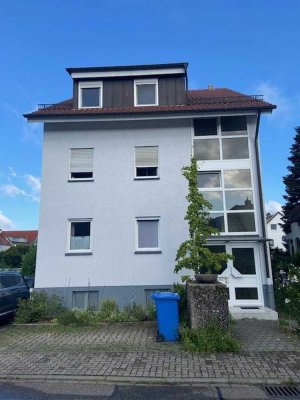 Dachgeschoss in super Lage, Balkon, leerstehend - von privat + EG / 1. OG möglich